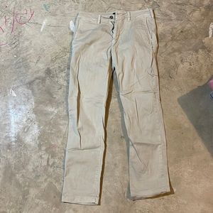 American eagle slim straight khakis